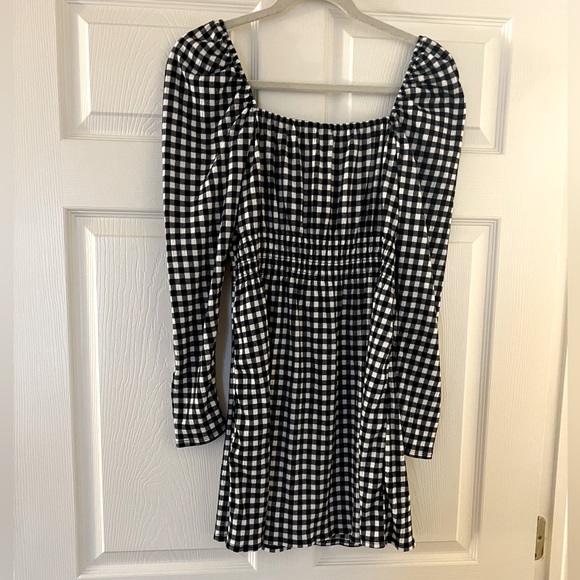 NWOT H&M Black & white plaid off shoulder dress - Picture 2 of 2
